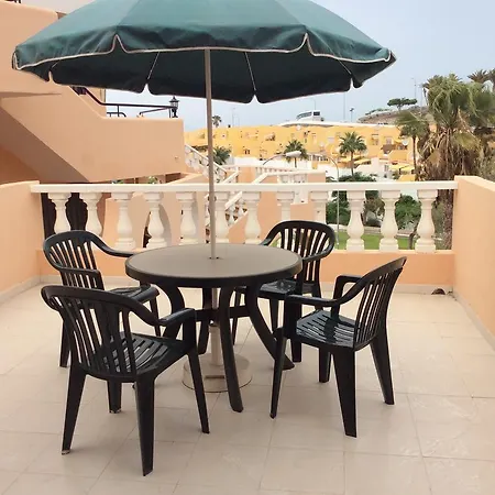 Residencia Paradise Court